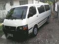 Toyota hiace comuter-9