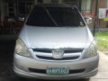 Toyota Innova E-0