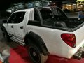 2008 Mitsubishi Strada 4x4 White MT-4