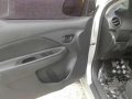 Toyota Vios E 2010 manual transmission-1