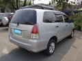 Toyota Innova E matic diesel 2012-3