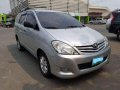 Toyota Innova E matic diesel 2012-2