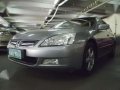 2005 Honda Accord AT Silver Sedan-0