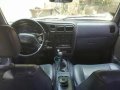 Toyota Hilux 2004 SR5 Body White -6