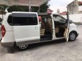 2011 Hyundai Grand Starex Vgt AT White-1