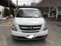 2011 Hyundai Grand Starex Vgt AT White-2