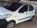 Hyundai I10 2010 White AT For Sale-1