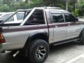2001 Mitsubishi Strada 4x4 Red MT-2