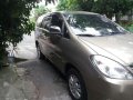 Toyota Innova 2010 Model AT Beige-2