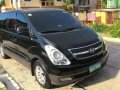 2011 Hyundai Grand Starex gold-1