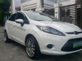 Ford Fiesta 2011 White MT For Sale-2