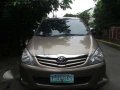 Toyota Innova 2010 Model AT Beige-0