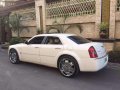 2007 Chrysler 300C white fresh 22in rims-2