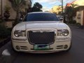 2007 Chrysler 300C white fresh 22in rims-4