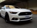 New Ford Mustang 2.3 Ecoboost vs Gtr 86-2