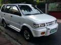 2004 Isuzu Crosswind Xuvi White For Sale-0
