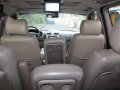 For sale Kia Carnival 2002-5