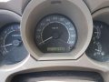 Toyota Hilux 2006 4X2 Manual-1