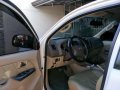 Toyota fortuner g matic diesel 2009 series-6