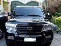 2010 Toyota Lc200 Dubai Version AT Land Cruiser 200 Landcruiser-1