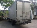 isuzu elf giga 16ft close van-7