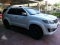 Toyota fortuner g matic diesel 2009 series-3