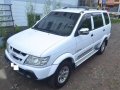 2005 Isuzu Sportivo Manual White -1