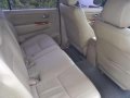 toyota fortuner v 2011 4x2 automatic-7