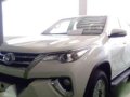 Toyota Fortuner G 2017 White AT -0