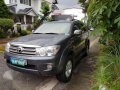 Toyota Fortuner 2010 Gray For Sale-3