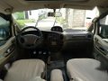 Hyundai starex 2005 manual-4