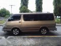 Toyota Hiace Grandia 1999-3