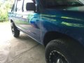 1998 NISSAN Frontier 2.7L MT Blue-6