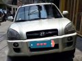 Hyundai Tucson 2007 Silver For Sale-0