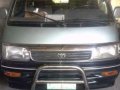 Toyota Hi-ace super custom-0