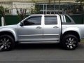 2011 ISUZU Dmax LS 4x2 manual-0