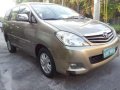 Toyota Innova G 2010 Beige For Sale-1