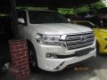 2017 Toyota Land Cruiser VXL Exclusive Diesel-1