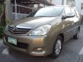 Toyota Innova G 2010 Beige For Sale-0