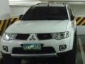 2013 Mitsubishi Montero GLS V White -2