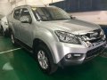 Isuzu 3.0 Mux Ls Matic-5