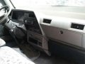 2008 2012 nissan urvan escapade-3