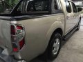 Nissan Navara 2011 Automatic Silver -2