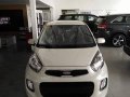 Almost brand new Kia Picanto Gasoline-0