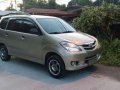 Toyota avanza and hyundai eon pick.up isuzu-2