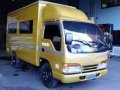 isuzu elf giga nkr fb body water tanker truck japan surplus-2