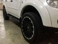 2010 Mitsubishi Montero Sport Gls AT White-1