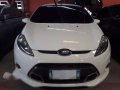 2013 Ford Fiesta S AT Gas White-0