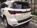 Toyota Fortuner V 2016 4x4 White For Sale-1