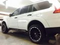 2010 Mitsubishi Montero Sport Gls AT White-3